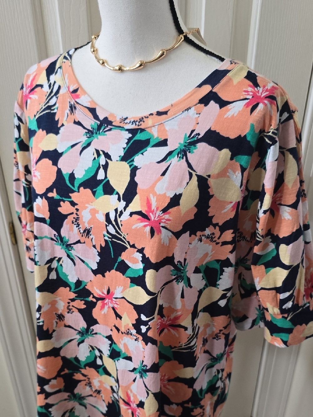 Liz Claiborne Navy Floral Tee with Peach, Pink & Green Accents